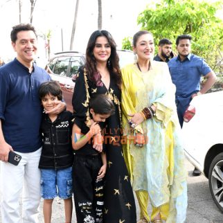 Photos: Sunita Ahuja, Sara Arfeen Khan and Arfeen Khan snapped at a charity initiative by the Sara Arfeen Khan Foundation