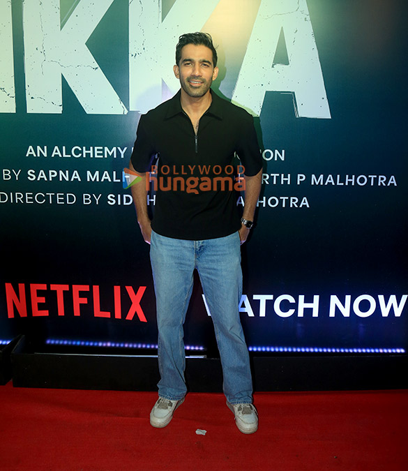 photos sunny deol dia mirza others grace the success party of ikka 11