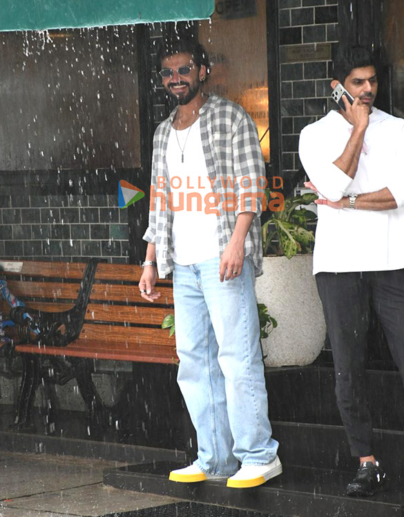 photos zaheer iqbal snapped outside a cafe in bandra 3