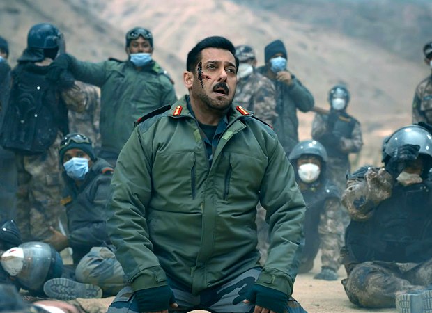 SCOOP: Maatrubhumi may shift to 2027; Salman Khan expected to have 2 releases next year : Bollywood News