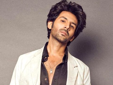 Kartik Aaryan undergoes successful knee surgery after on-set injury Kartik Aaryan undergoes successful knee surgery after on-set injury