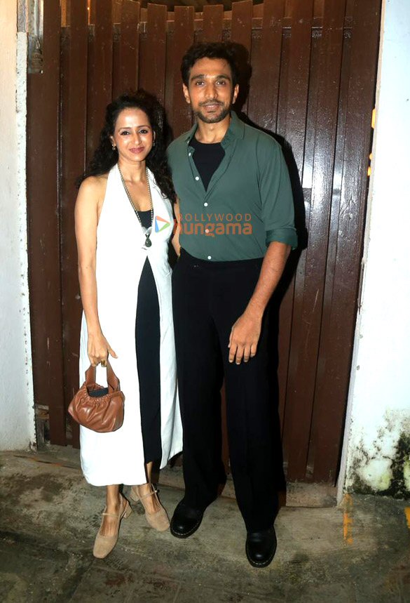 photos ali fazal and divyenndu host a special daawat for the entire team of mirzapur the movie at bandra 11