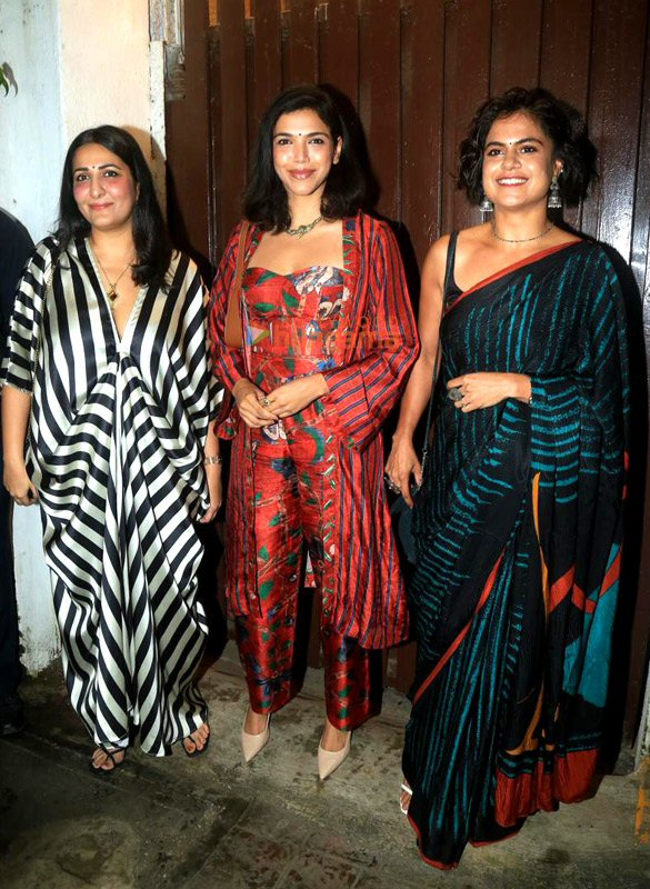 photos ali fazal and divyenndu host a special daawat for the entire team of mirzapur the movie at bandra 22