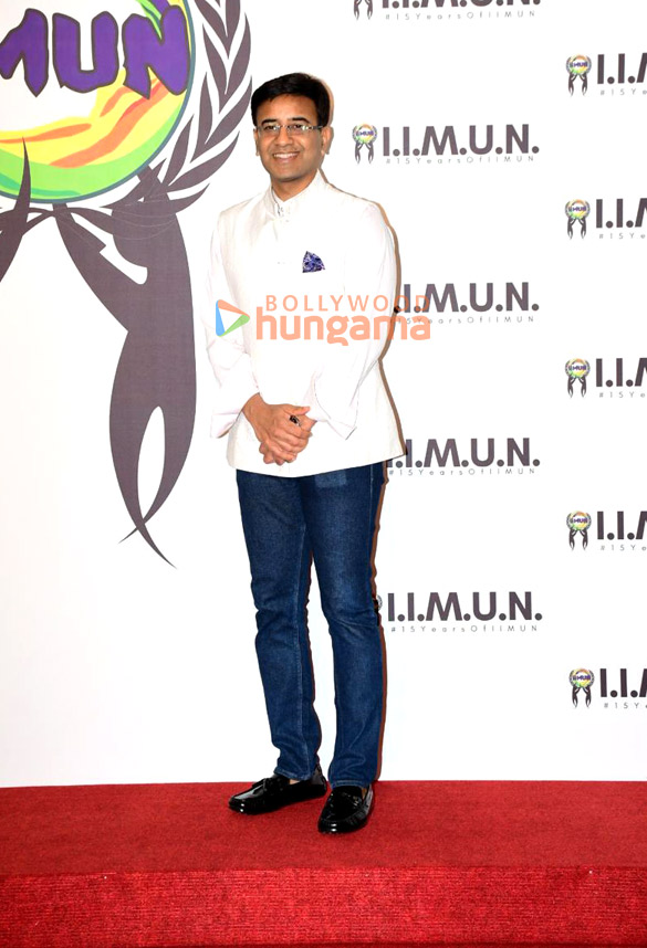 photos celebs snapped at iimuns 15 years celebration 23