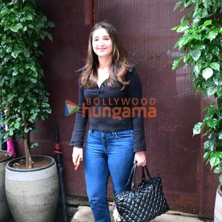 Photos: Dhvani Bhanushali snapped at a salon in Bandra