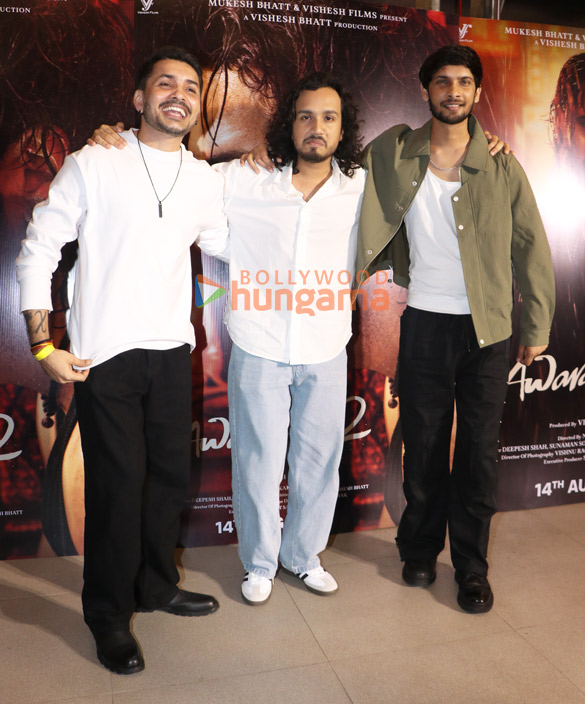 photos emraan hashmi disha patani wamiqa gabbi and others grace the premiere of awarapan 2 19