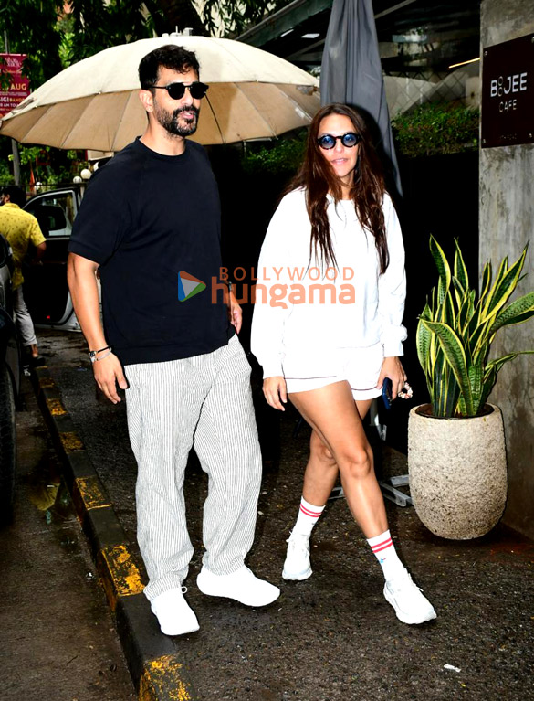 Photos: Neha Dhupia, Angad Bedi and Rukmini Vasanth snapped outside a cafe in Bandra Photos: Neha Dhupia, Angad Bedi and Rukmini Vasanth snapped outside a cafe in Bandra