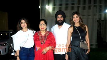 Photos: Shilpa Shetty, Maniesh Paul, Shanaya Kapoor and others grace the special screening of The Great Punjab Robbery