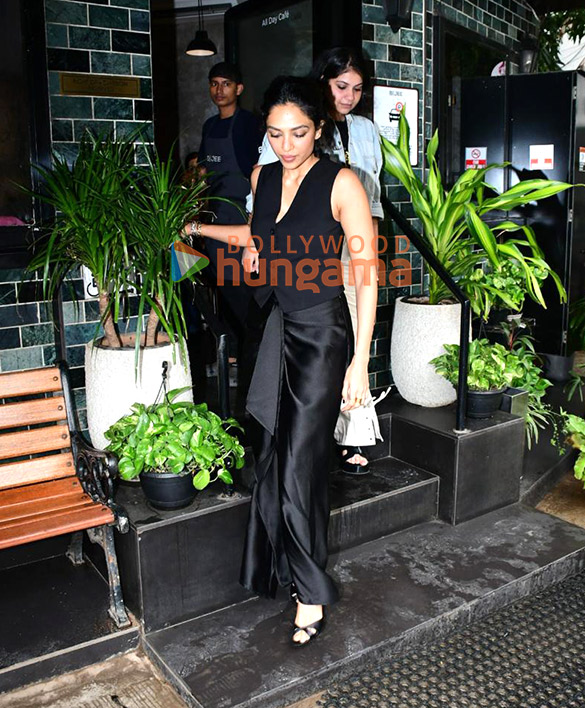 photos sobhita dhulipala snapped in bandra 3 2