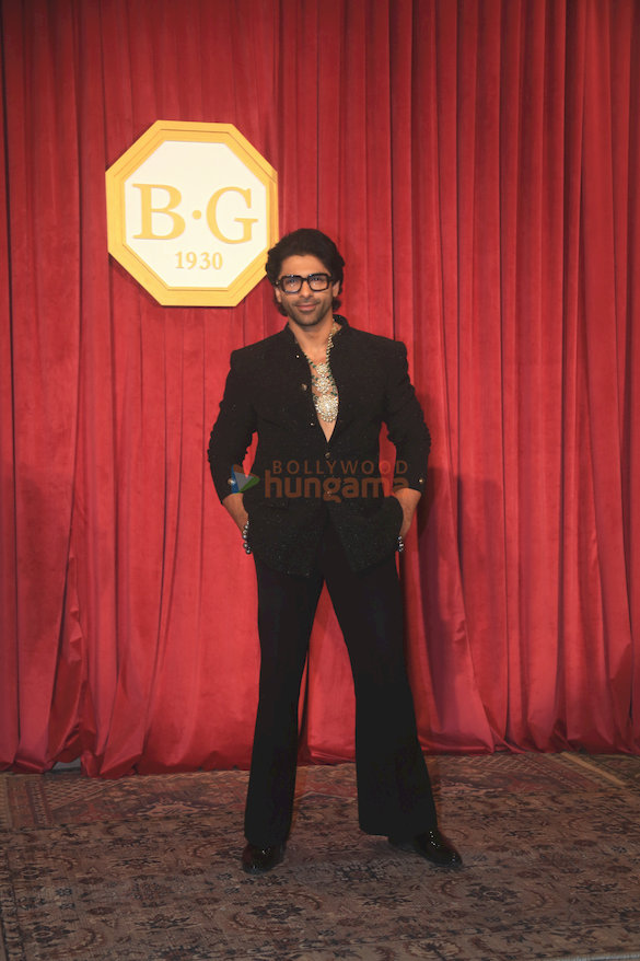 photos sonam kapoor ahuja rhea kapoor bhumi pednekar and others grace the birdhichand ghanshyamdas jewellers event 12