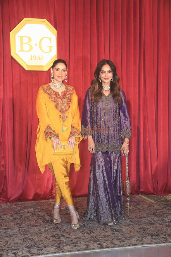 photos sonam kapoor ahuja rhea kapoor bhumi pednekar and others grace the birdhichand ghanshyamdas jewellers event 20