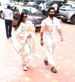 Photos: Vicky Kaushal, Katrina Kaif, Aruna Irani and others attend late Kuku Kohli’s Prayer Meet