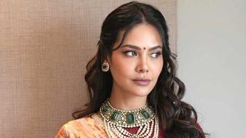 Esha Gupta embraces traditional look for Janmashtami celebrations; see pics