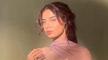 Khushi Kapoor’s captivating beauty