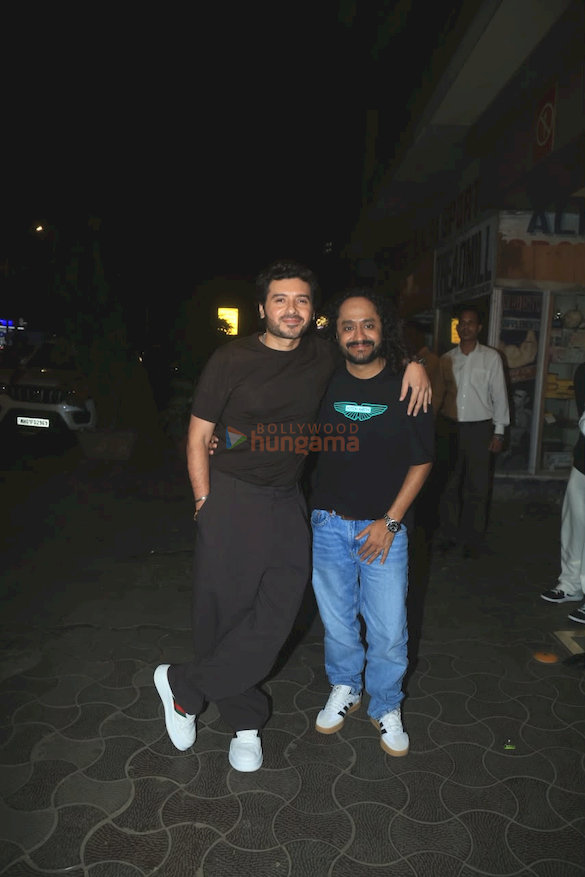 photos amruta fadnavis divyendu ritesh sidhwani and other grace the special screening of mirzapur the movie 3