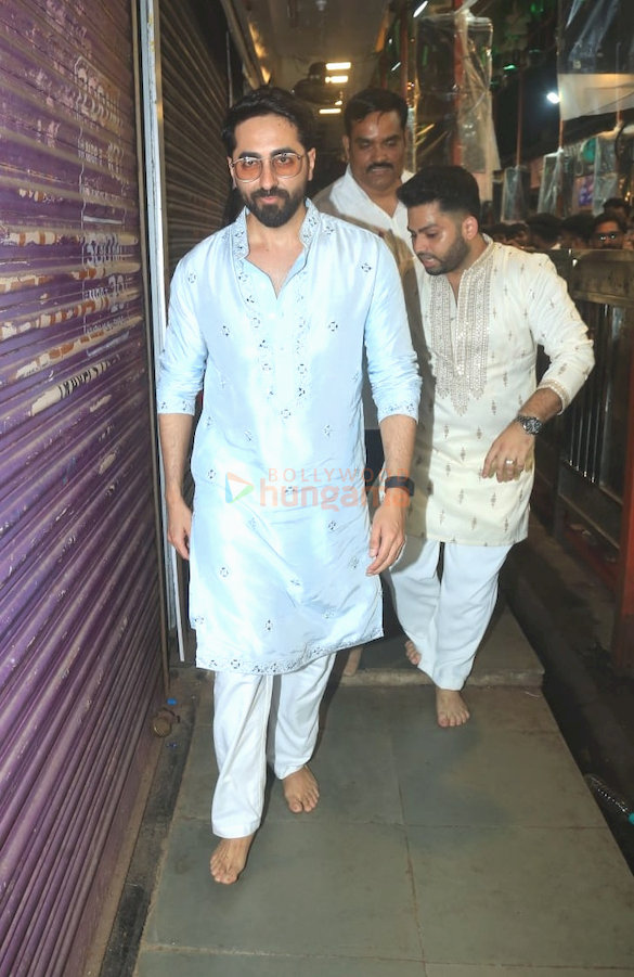 photos ayushmann khurrana ankita lokhande and vicky jain snapped at lalbaugcha raja 2