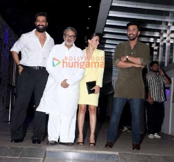 photos love war team sanjay leela bhansali ranbir kapoor alia bhatt and vicky kaushal snapped in bandra 6