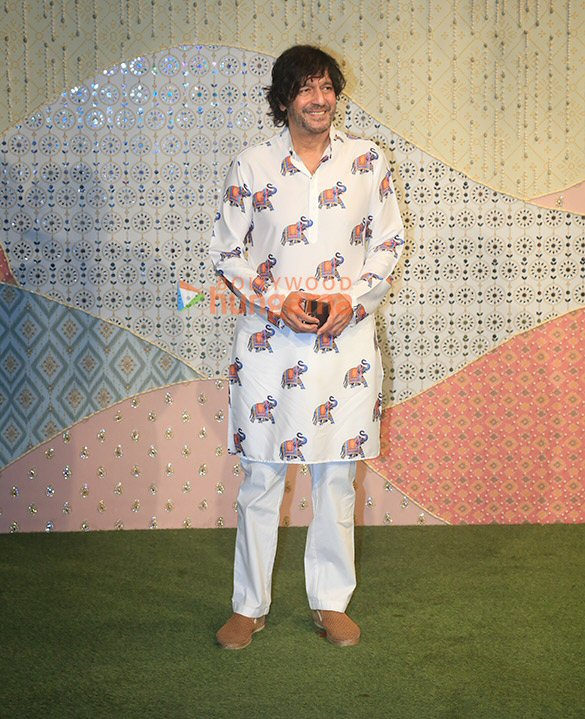 photos salman khan katrina kaif vicky kaushal and others snapped at ambani ganpati celebrations 15