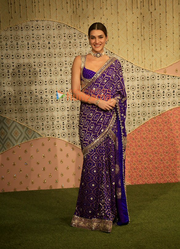photos salman khan katrina kaif vicky kaushal and others snapped at ambani ganpati celebrations 29