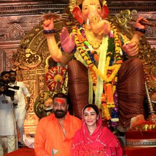 Photos: Sanjay Dutt, Ananya Panday, Chunky Panday and others snapped at Lalbaugcha Raja