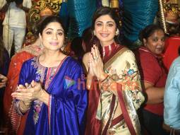 Photos: Shilpa Shetty and Shamita Shetty snapped at Lalbaugcha Raja