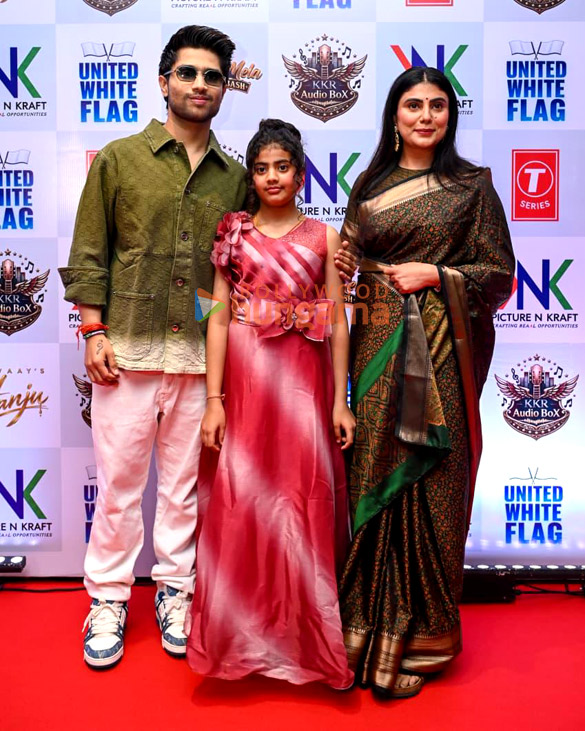 photos shivaay snapped at the launch of his debut song hanju 10
