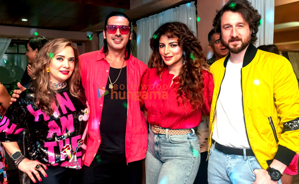 photos zayed khan and wife malaika khan 4