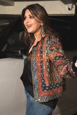 Celeb Photos Of Sonali Bendre