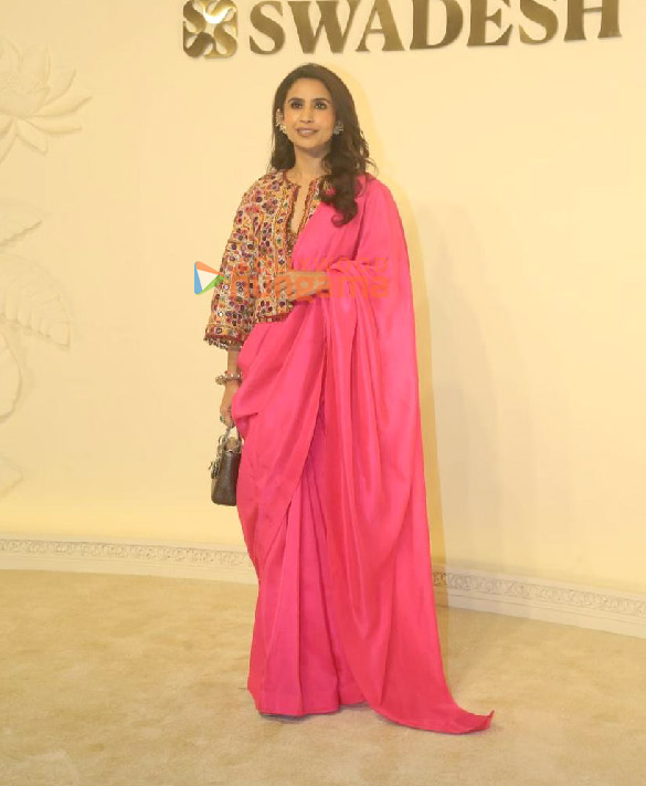 photos aamir khan gauri spratt nita ambani gauri khan 29