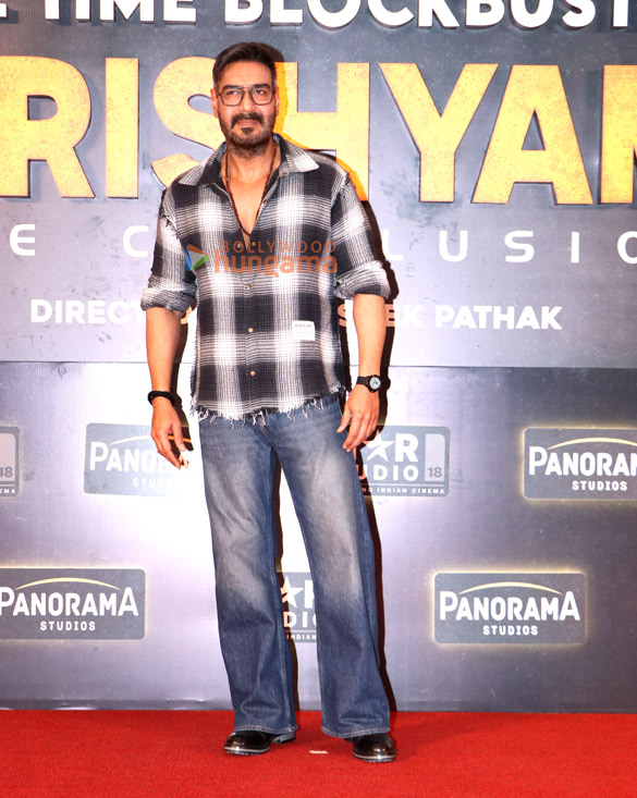 photos ajay devgn shriya saran jaideep ahlawat and others grace the success bash of drishyam the conclusion 2