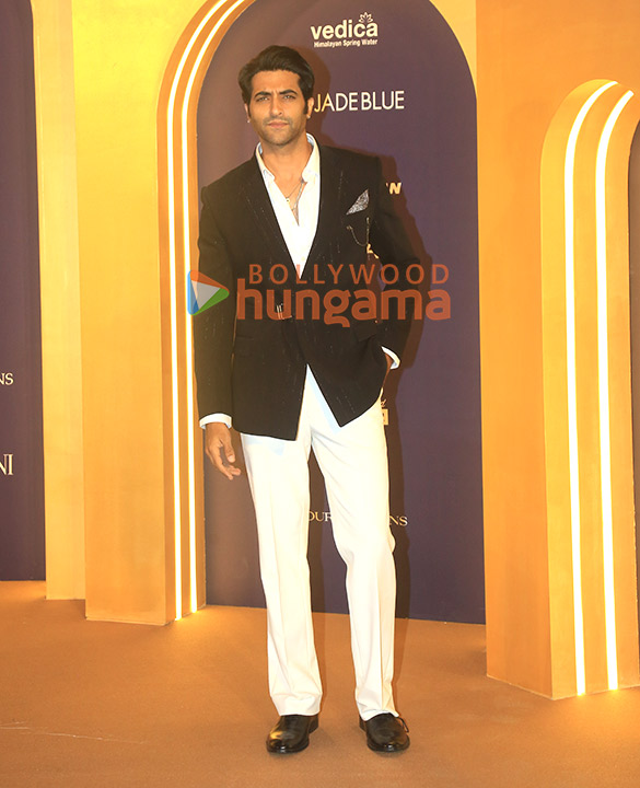 photos ananya panday dia mirza avneet kaur nora fatehi and others grace the elle awards 19