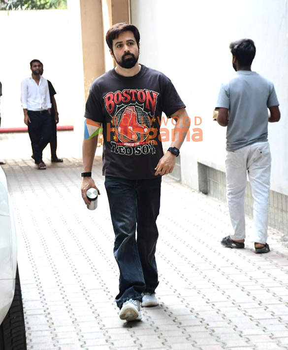 photos emraan hashmi snapped in town 1