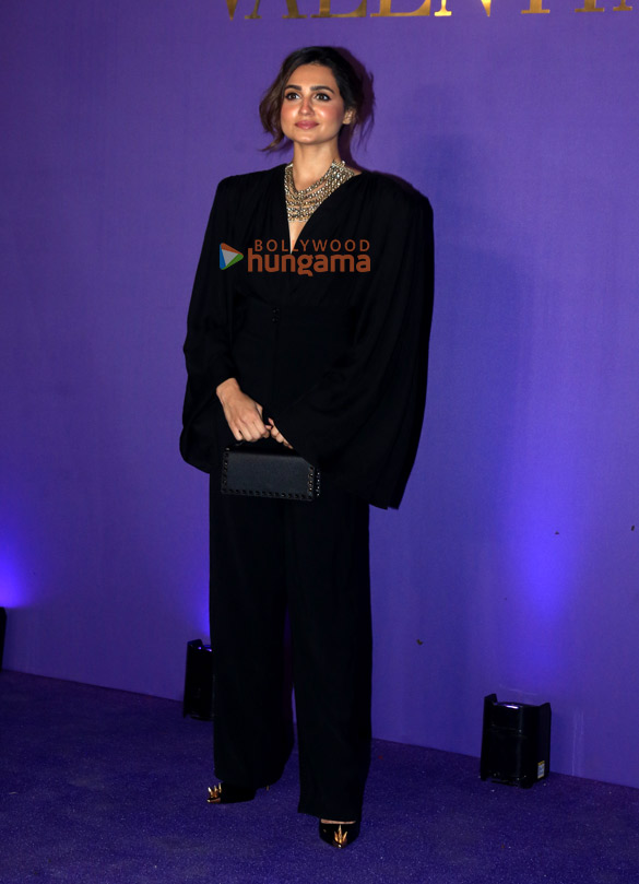 photos fatima sana shaikh aditya roy kapur khushi kapoor and others were snapped at maison valentinos diwali celebrations in mumbai 11