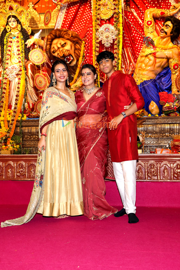 photos kajol bipasha basu mouni roy tanishaa mukerji and others snapped at 80th north bombay sarbojanin durga puja 12