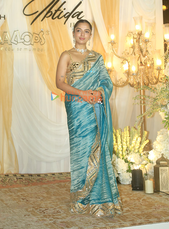photos shilpa shetty huma qureshi shriya saran and others snapped at itrh ki diwali at gallops mahalaxmi 18