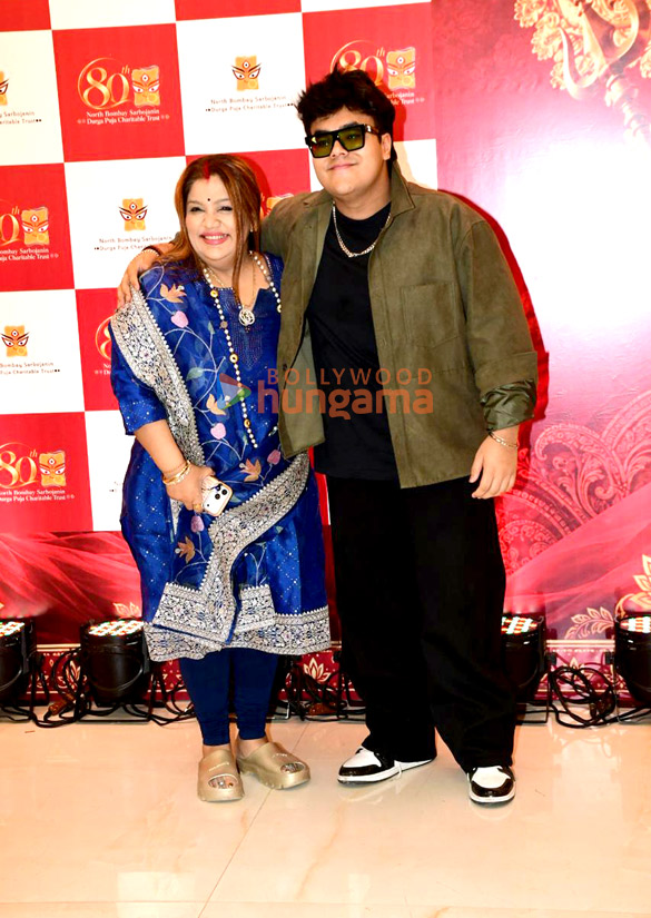 photos tanishaa mukerji sanjoy mukerji rema lahiri and others at north bombay sarbojanin durga pujas 80th edition 6