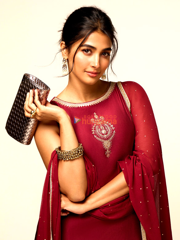 pooja hegde 2 240