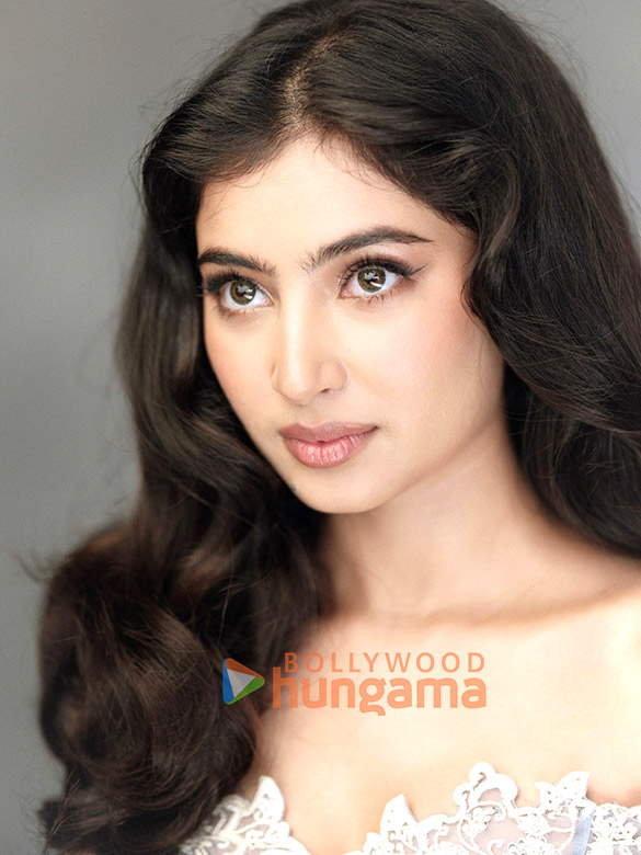 sara arjun 1 12